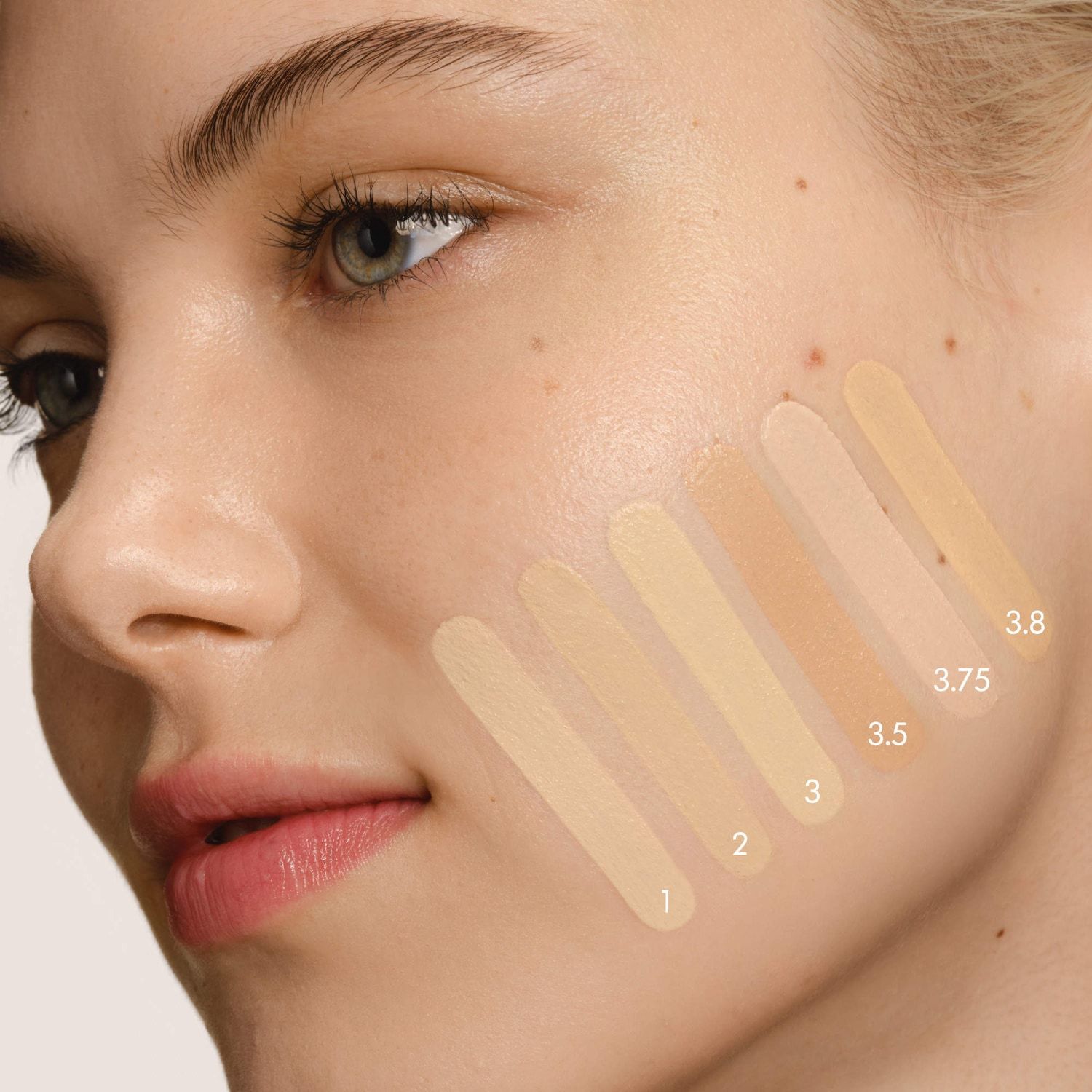 Armani Luminous Silk Glow Bronzer foto 5