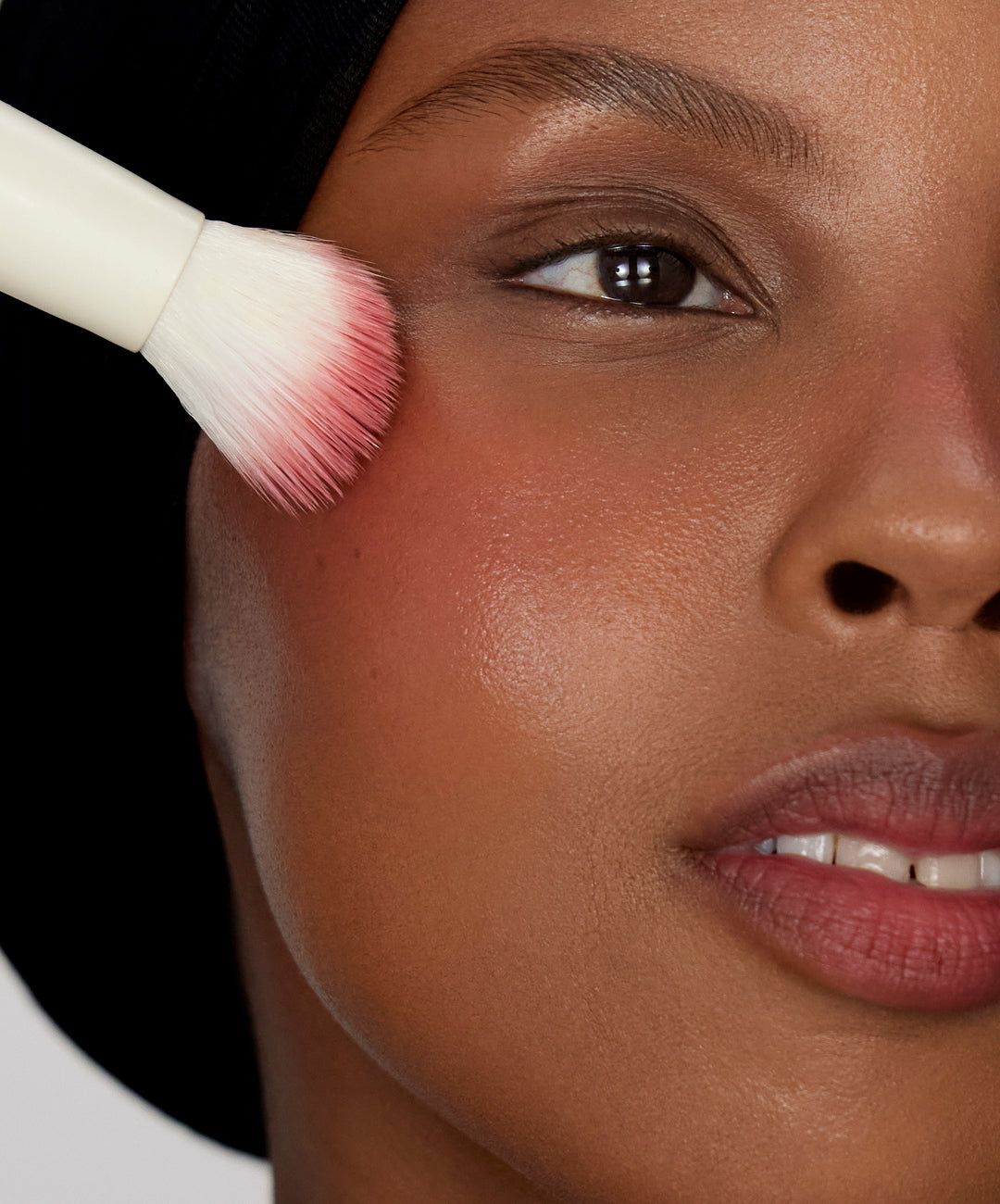 Duo Face Brush - REFY / Brocha doble punta para productos en crema foto 8