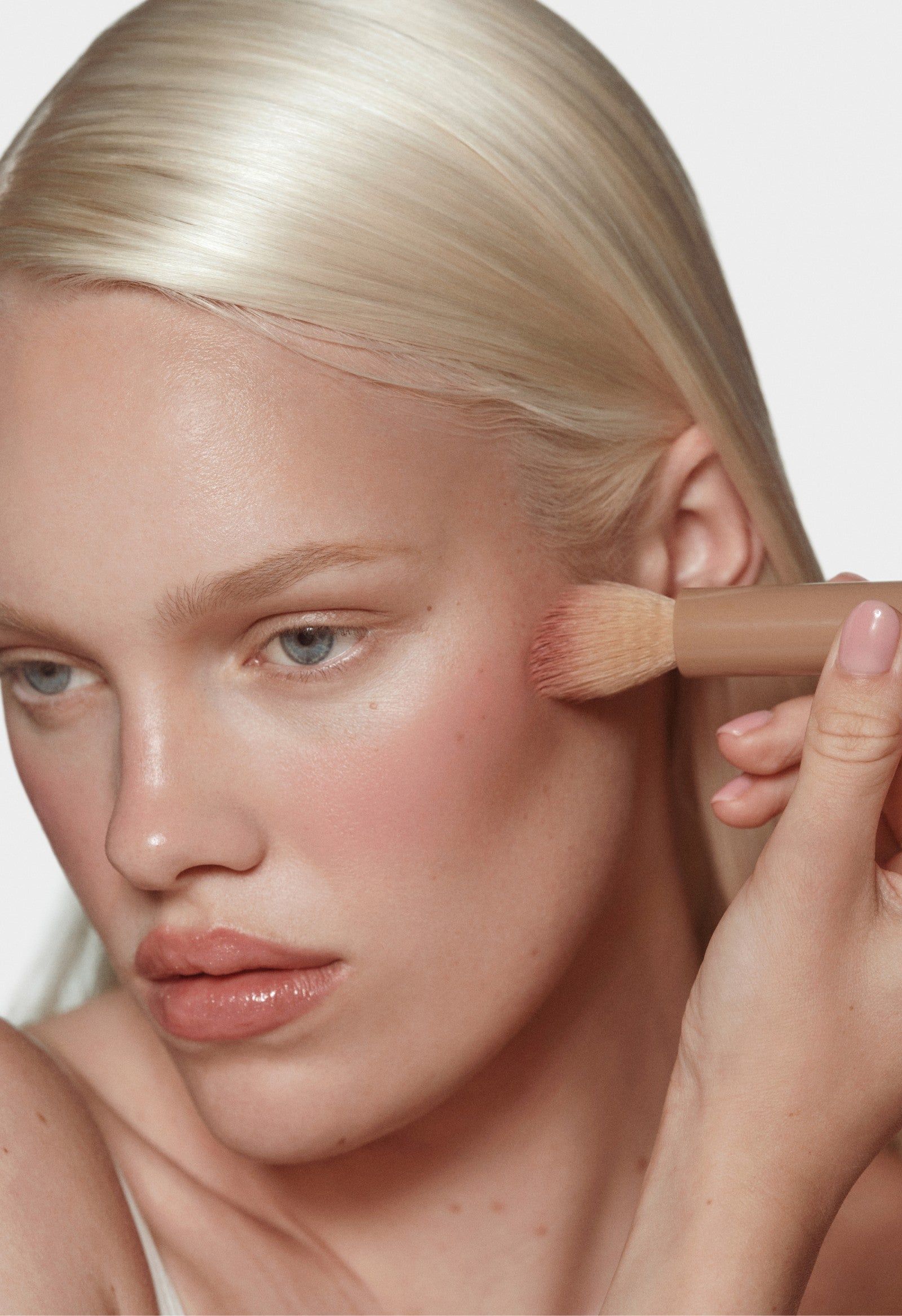 Rhode Double-Ended Blush Brush - Beige foto 3