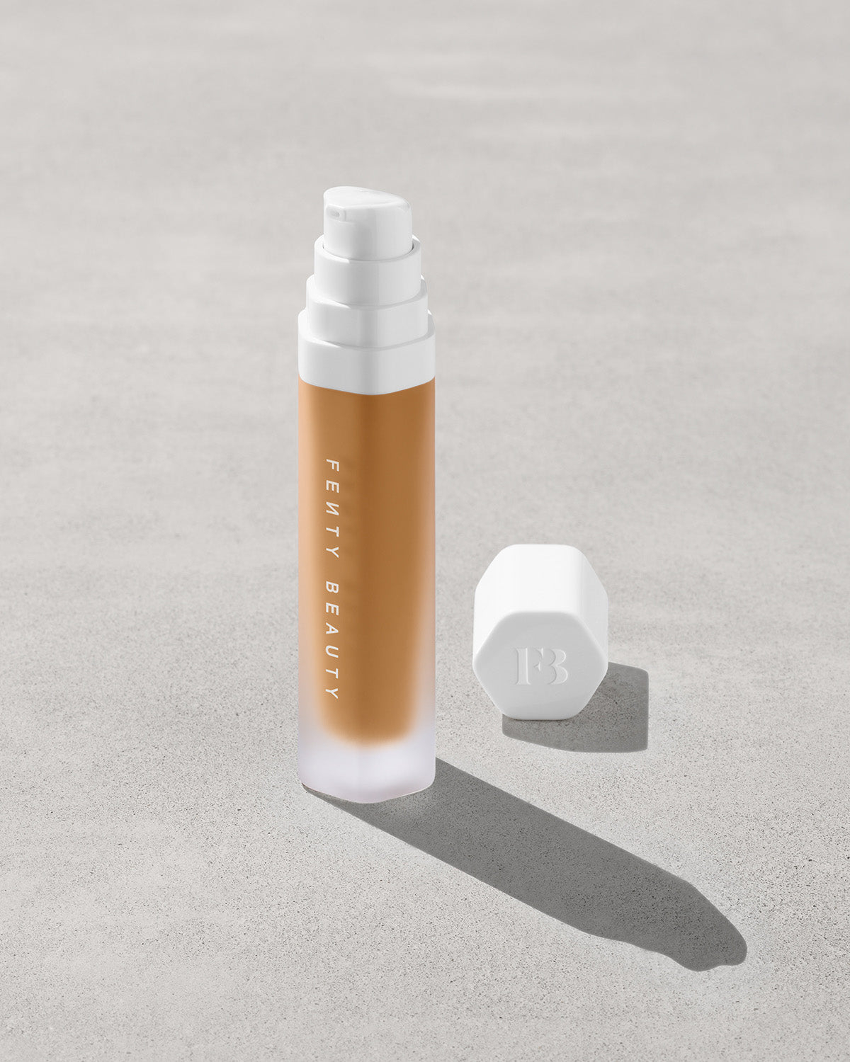 Fenty Beauty Soft'Lit Luminous Foundation 350